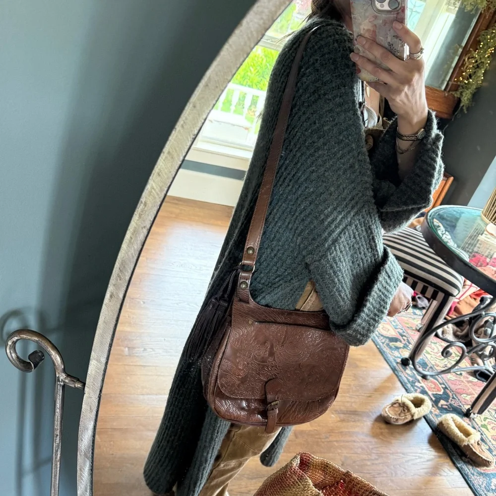 Patricia Nash Tooling Italian Leather Crossbody saddle bag purse - Picture 13 of 13